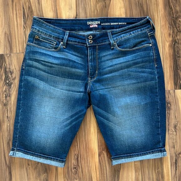 Levi’s Modern Skinny Jean Shorts - Picture 7 of 8